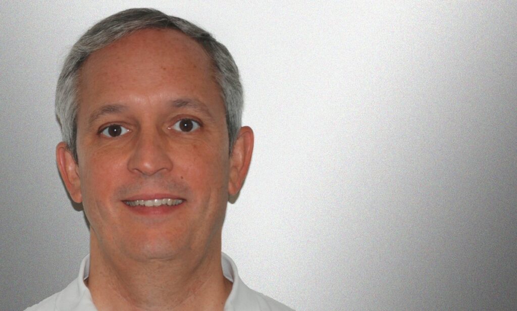 Head-up display con realidad aumentada: El próximo paso para vehículos inteligentes