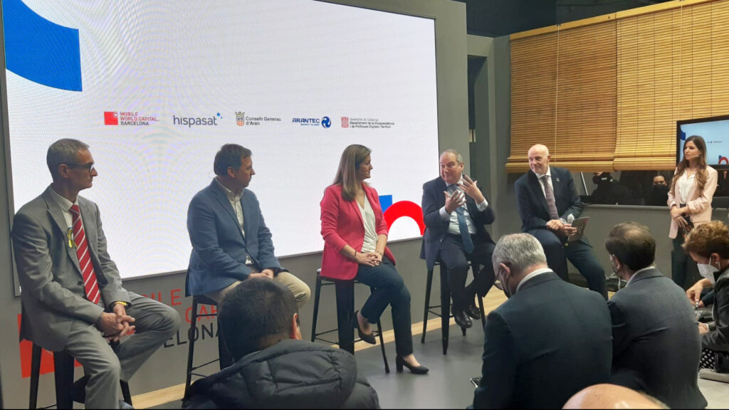 Hispasat lidera un acuerdo para llevar conectividad satelital a zonas remotas de alta montaña