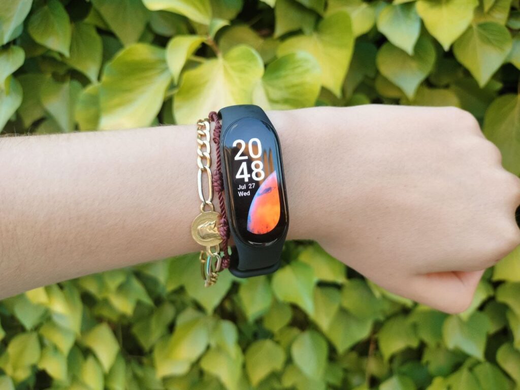 prueba-xiaomi-smart-band-7-mismo-diseno-con-una-pantalla-mas-amplia