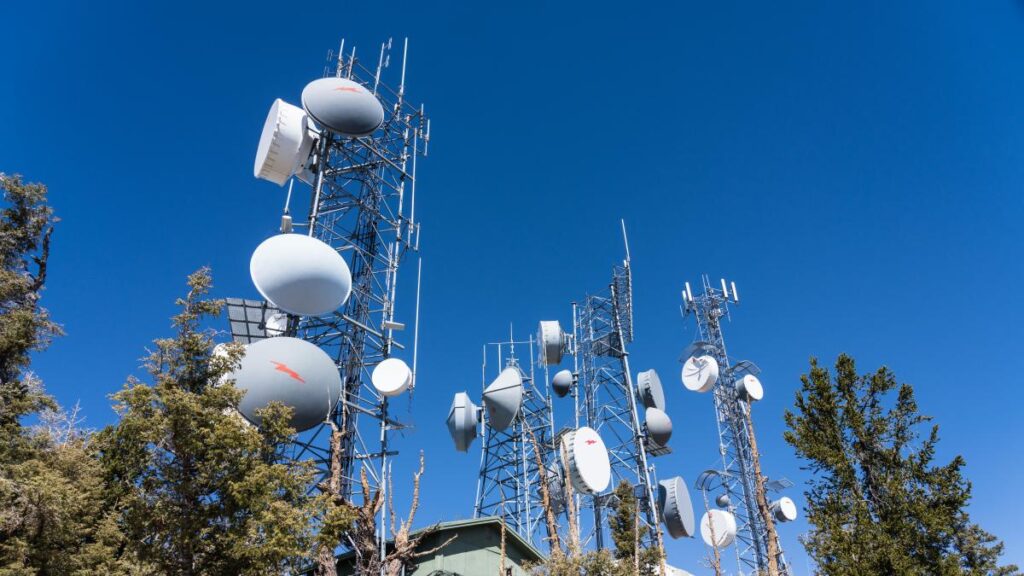 3 de cada 4 españoles prefieren las operadoras low-cost y sus ofertas de tarifas en fibra y móvil