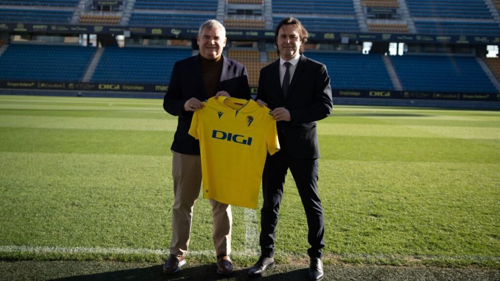 Digi amplía el patrocinio del Cádiz CF para ser su patrocinador principal