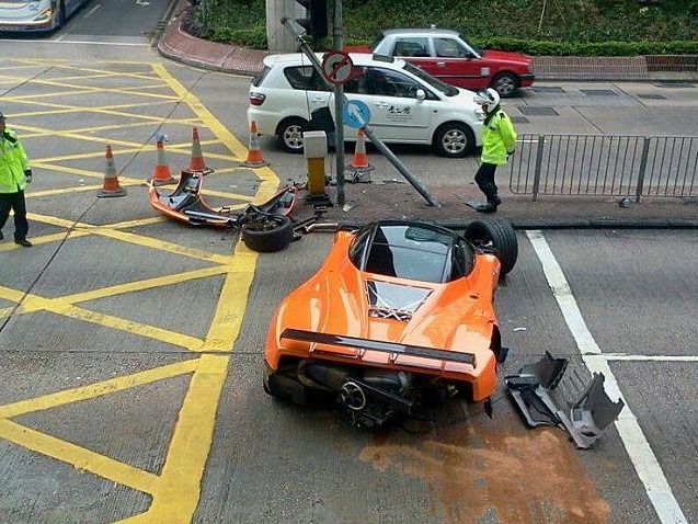 Momento del accidente del Pagani Zonda Fantasma (Autor: Wrecked Exotics)