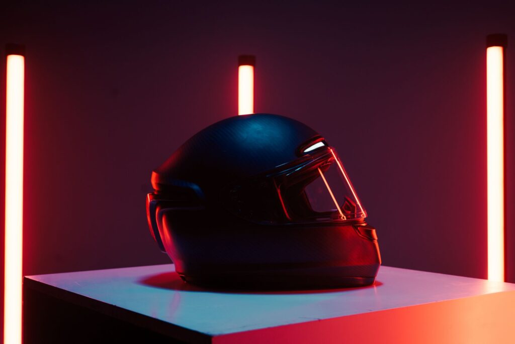 livall-revela-los-ultimos-detalles-de-su-primer-casco-inteligente-conectado-a-dgt-3-0