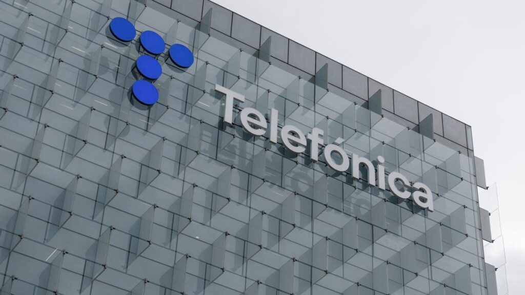 ¿Quién se queda con la 'T'? Telefónica contra Deutsche Telekom