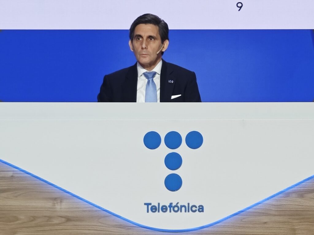 Álvarez-Pallete (Telefónica) critica la incongruencia de Bruselas con los remedies de la fusión de Orange y MásMóviles