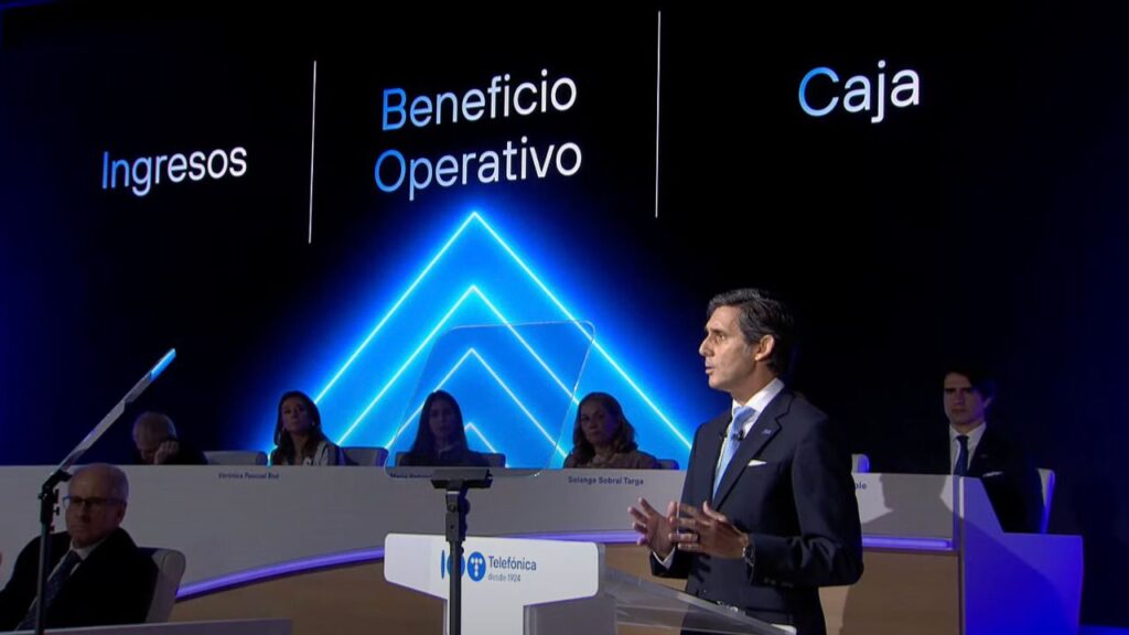 Álvarez-Pallete da la bienvenida a STC y a la SEPI y defiende su gestión al frente de Telefónica