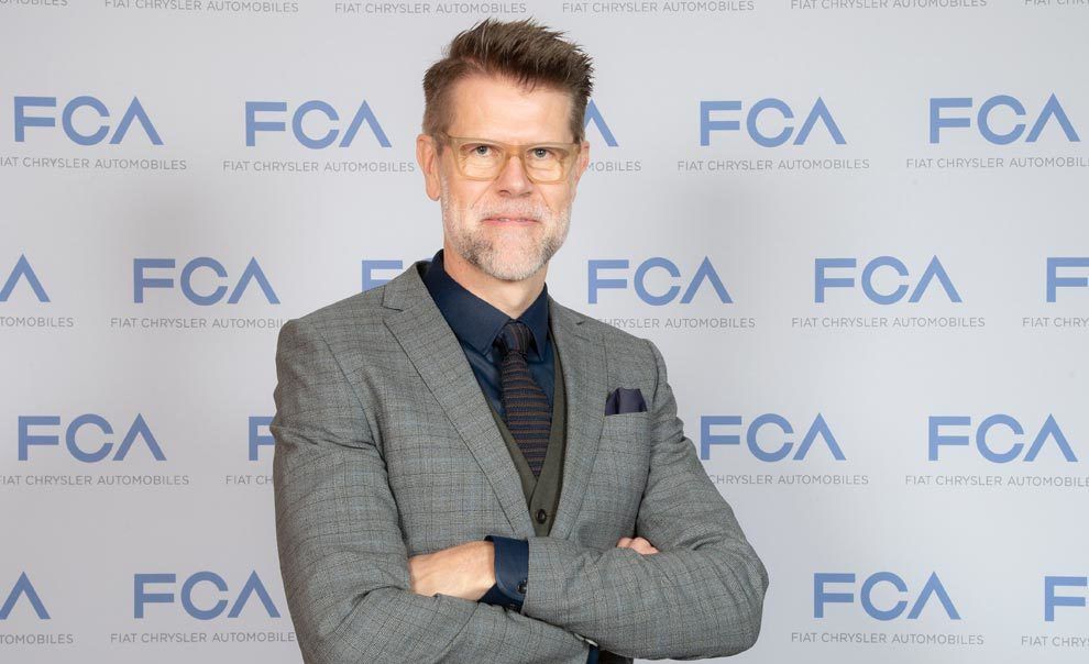 Klaus Busse en la presentación como nuevo miembro del grupo automotriz FCA