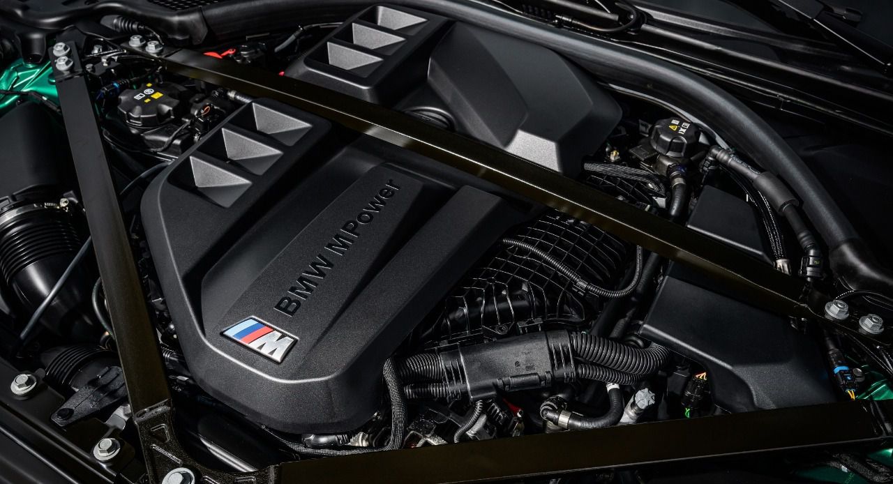 Bloque de seis cilindros M TwinPower Turbo de 550 caballos de potencia