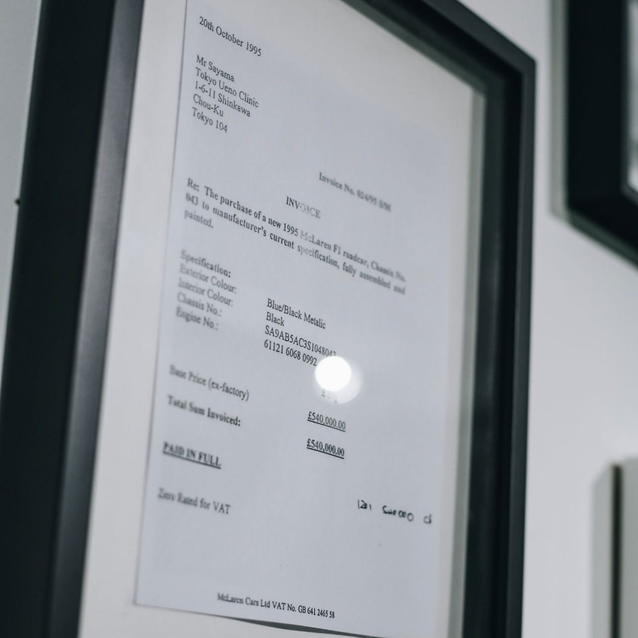 Factura de la compra del McLaren F1 #043