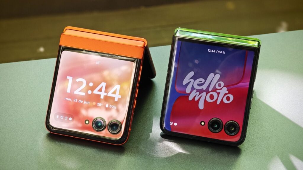 Motorola Razr 50 Series