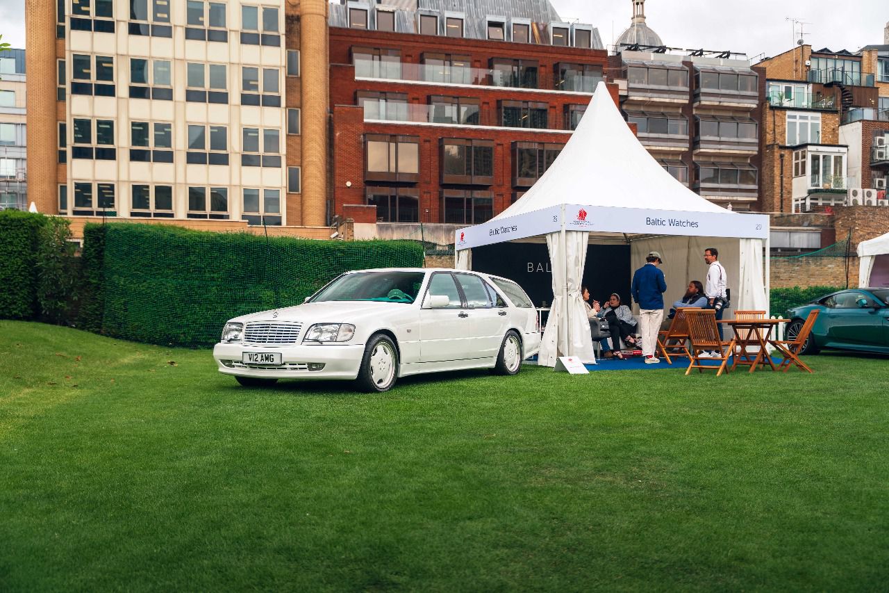 Mercedes-Benz S600 (Autor: Jorge El Busto)