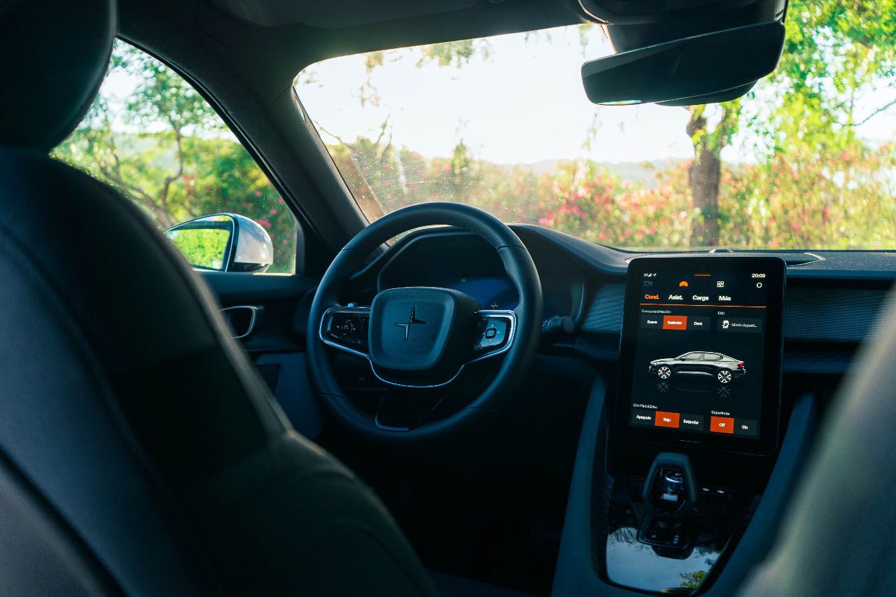 Interior Polestar 2 (Autor: Pau Mesas)