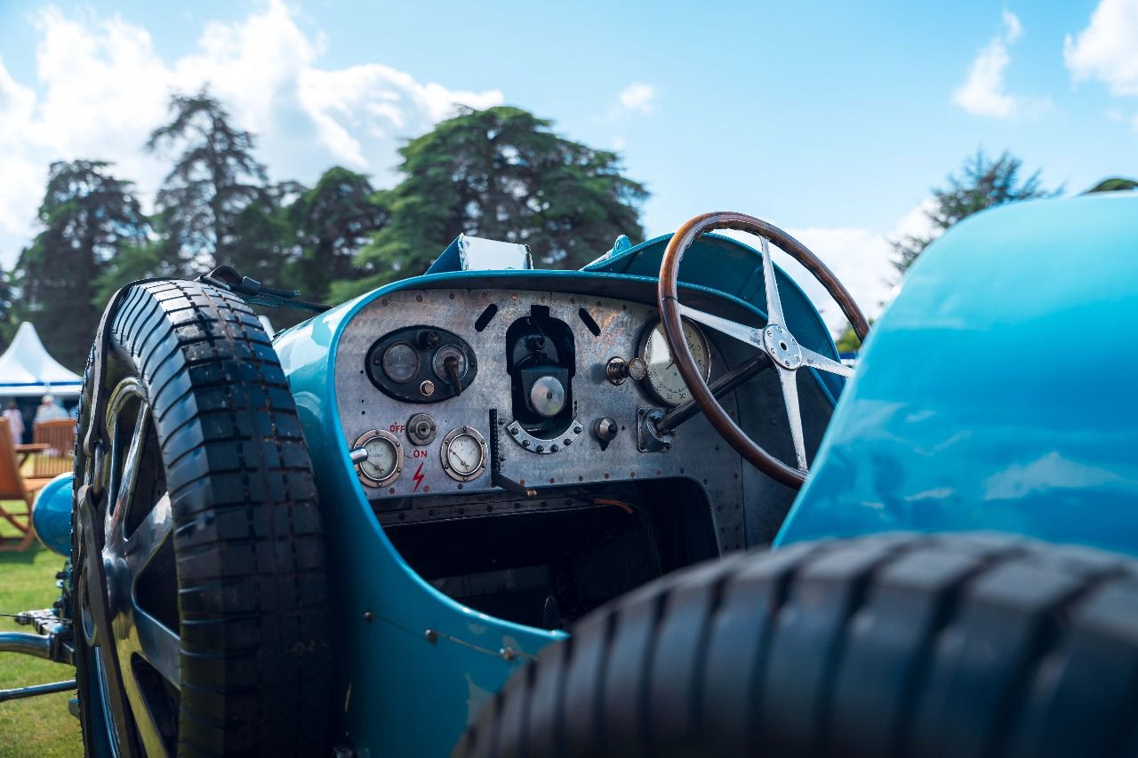 Interior del Bugatti Type 35 B en el Salon Privé Blenheim Palace (Autor: Jorge El Busto)