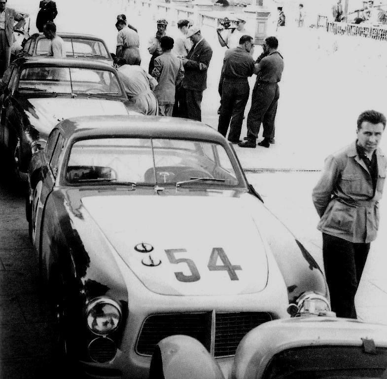 Pegaso Z102 chasis 0102-152-0115 en Mónaco de 1954 antes de ser modificado su chasis y matrícula