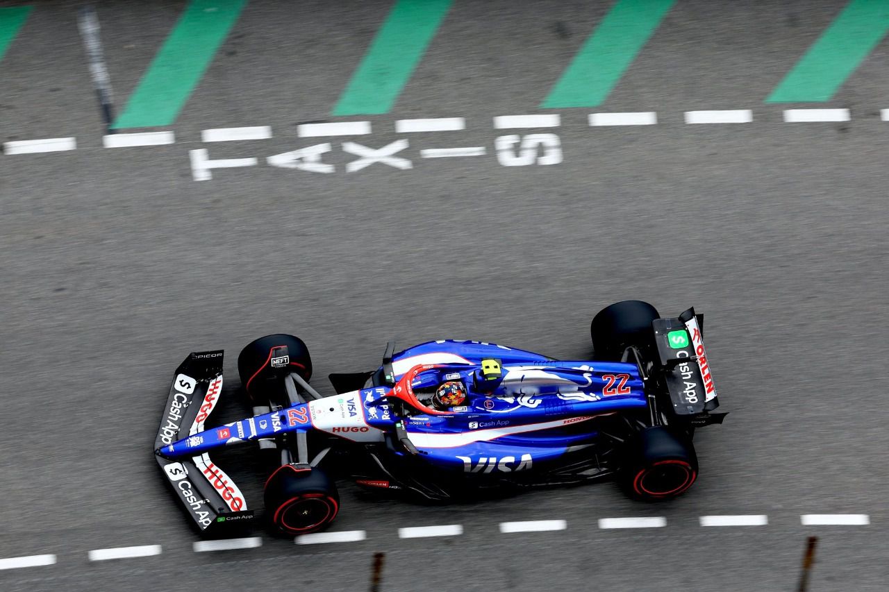 Yuki Tsunoda durante el GP de Azerbaiyán