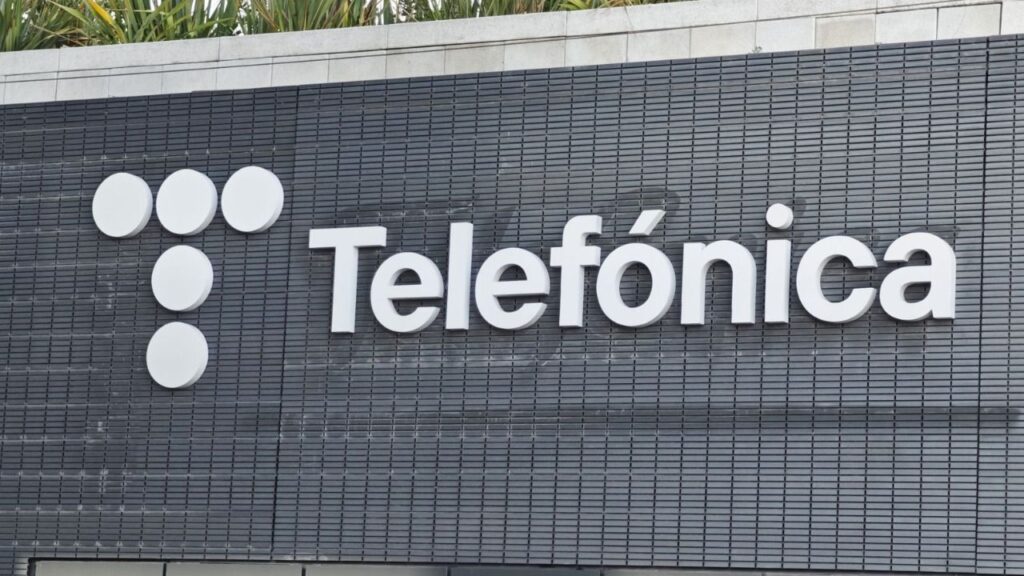 Telefónica mejora sus ingresos un 1,1% en la primera mitad, y dispara su beneficio un 29%
