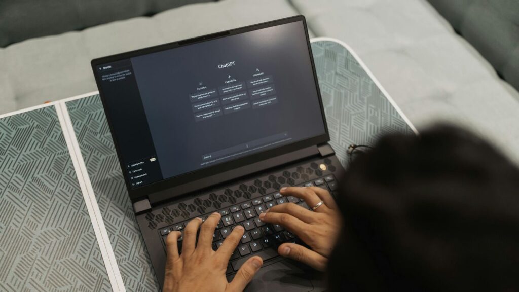 OpenAI lanza un curso gratuito sobre ChatGPT para profesores