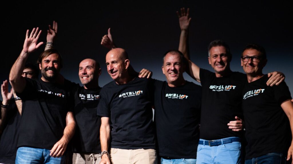 El BEI impulsa Sateliot con 30 millones para desplegar su red de satélites IoT