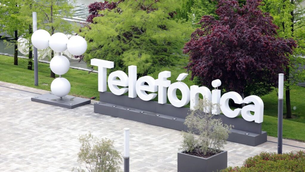 Reportaje: 100 años de Telefónica