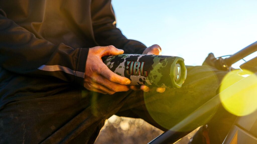 JBL presenta los nuevos Flip 7 y Charge 6