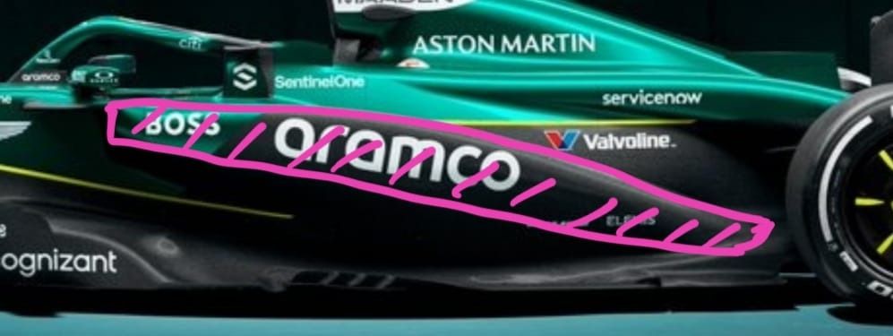 Vista lateral de los pontones del AMR25