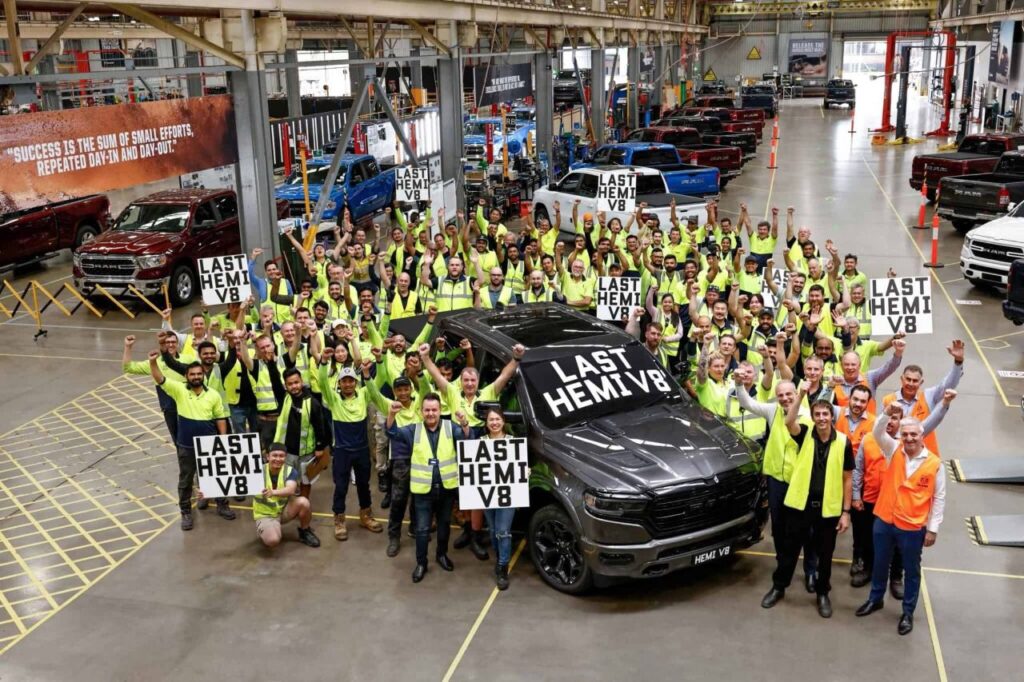StellantisV8HEMI-1