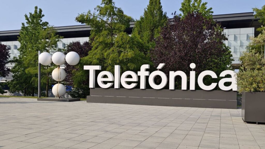 Telefónica arranca 2025 con una caída del 2,9% en su facturación y pérdidas millonarias por la progresiva salida de Hispanoamérica