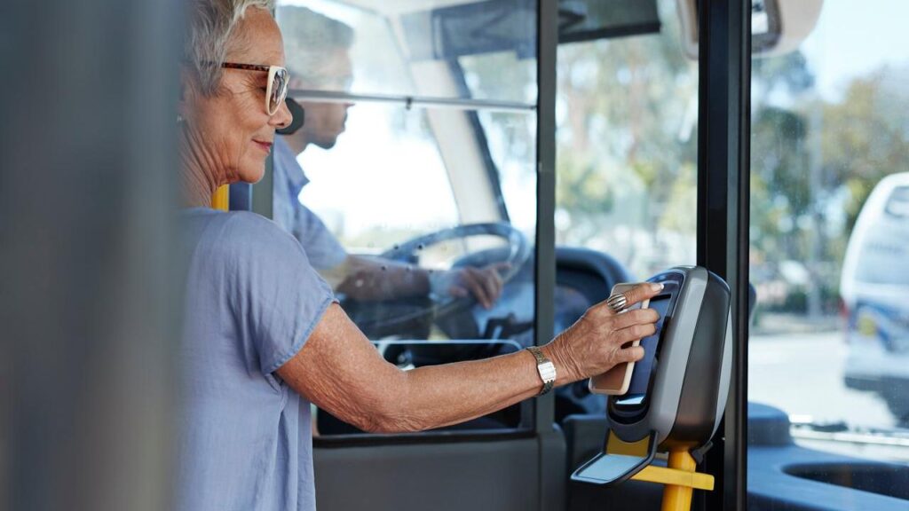 Telefónica impulsa la movilidad urbana sostenible con su nueva solución MaaS