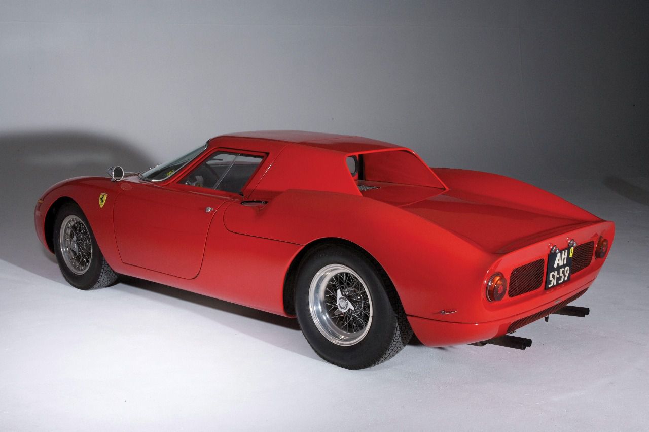 Réplica 1 del Ferrari 250 LM (Chasis 6167R) - RM Private Sales