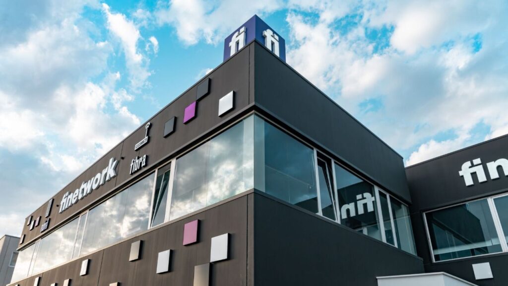 Finetwork, la historia del pequeño operador local que ya lucha de tú a tú con los más grandes