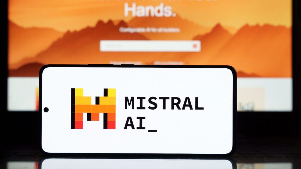 Mistral lanza Voxtral, su modelo de voz abierto con comprensión semántica y transcripción multilingüe