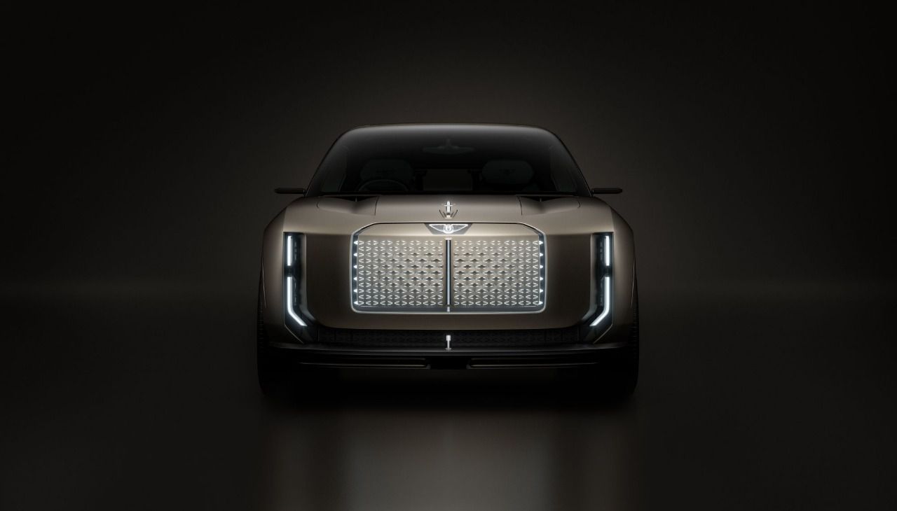 Frontal del Bentley EXP 15