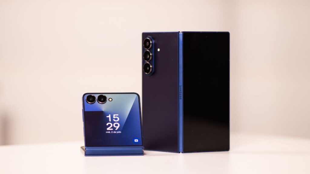 Samsung renueva sus plegables con mejores cámaras, pantalla, diseño y mucha IA: así son los Z Flip7 y Z Fold7