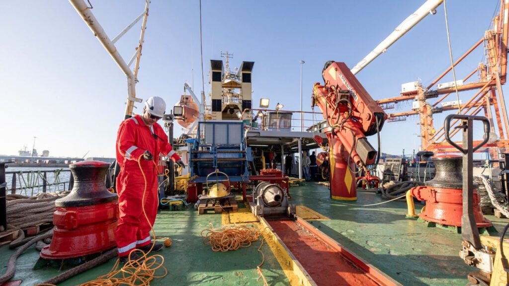 Vodafone y Canalink refuerzan la conectividad de Canarias con nuevas fibras submarinas