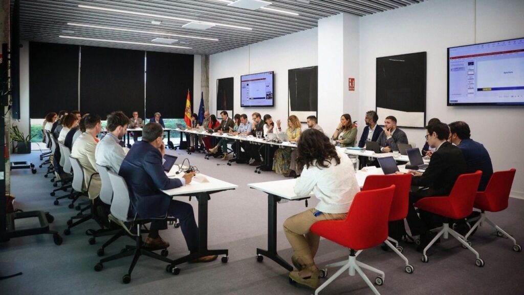 El Gobierno crea tres grupos de trabajo para reforzar impulsar a startups tecnológicas