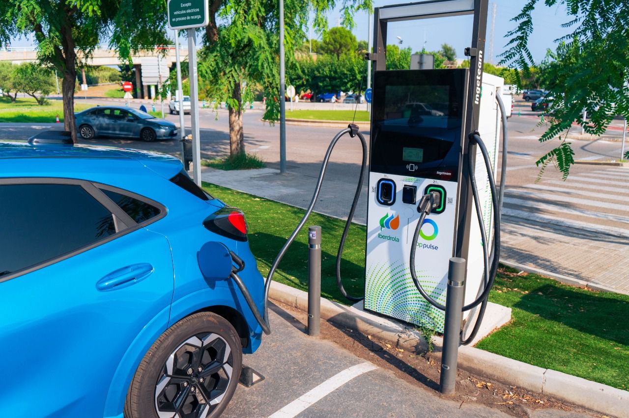 Ford Puma Gen-E cargando a 100kwh (Autor: Pau Mesas)