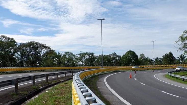 Estos guardarraíles son necesarios y más efectivos en zonas de riesgo de accidente