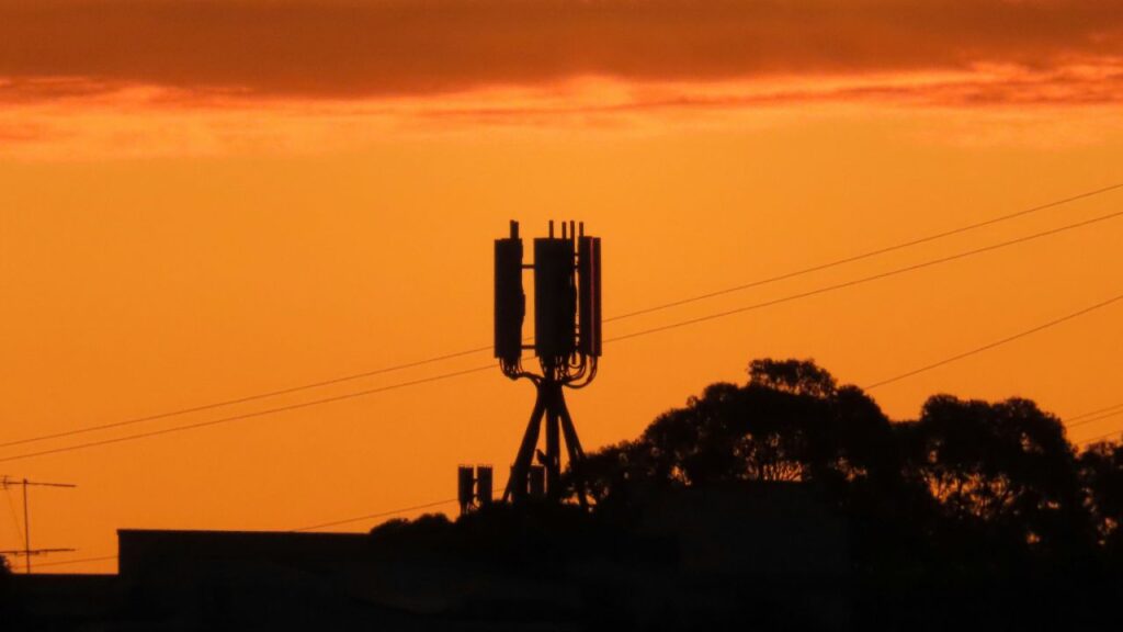 Comisiones Obreras se suma a Telefónica y pide la desregulación del sector de las telecomunicaciones