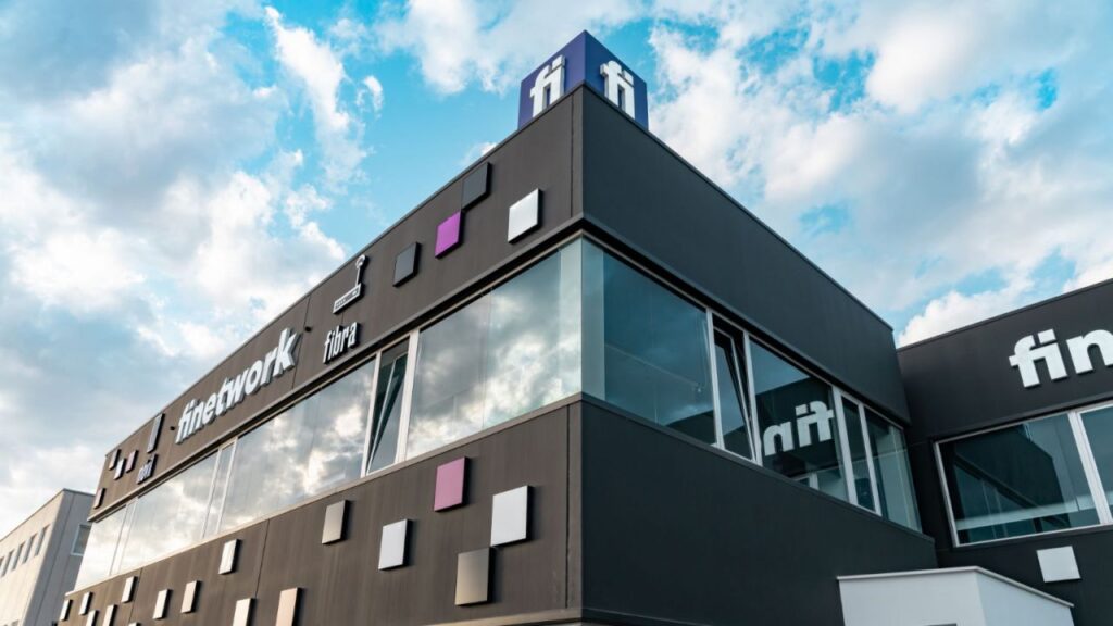 Finetwork, la historia del pequeño operador local que ya lucha de tú a tú con los más grandes