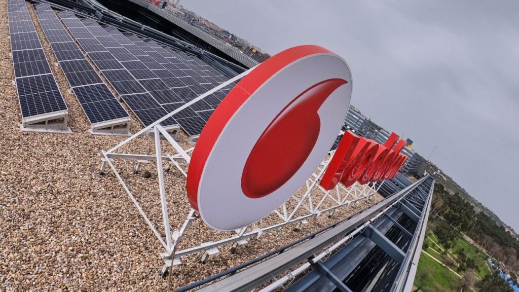Vodafone revoluciona sus tarifas tirando los precios: datos ilimitados desde 15 euros al mes