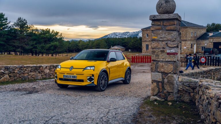 Prueba del Renault 5 E-Tech: ¿Regreso al futuro?