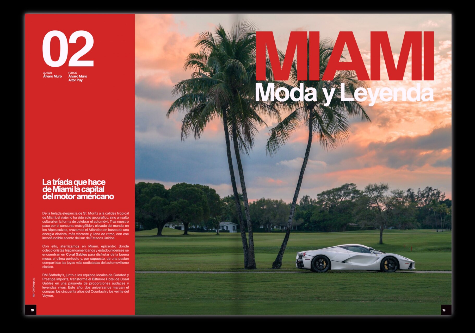 Coche blanco en un paisaje de Miami con palmeras y atardecer