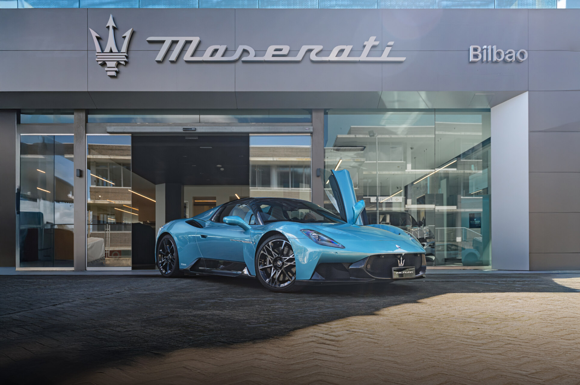 Maserati MCPURA en la inauguración de su concesionario en Bilbao