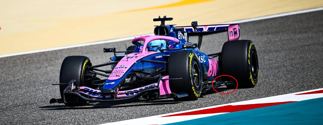 Detalles de la parte trasera del A526