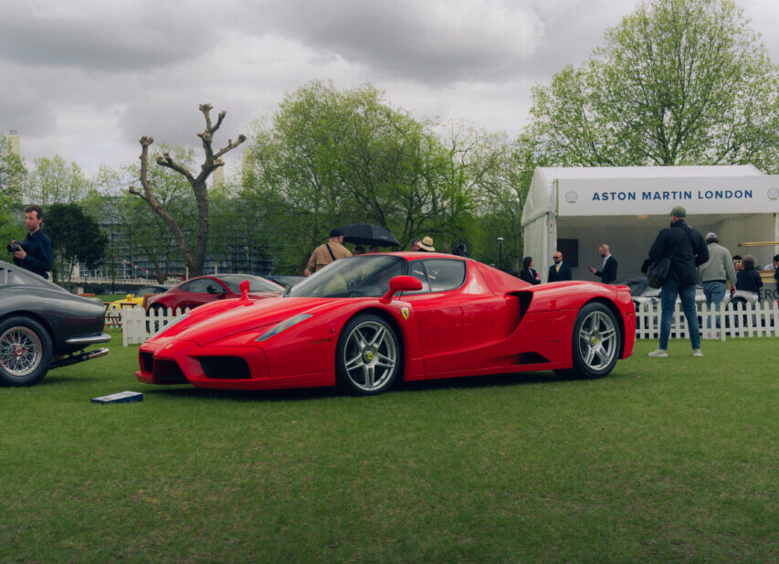 Ferrari Enzo en Salon Privé London 2026 (Autor: @royalspeed)