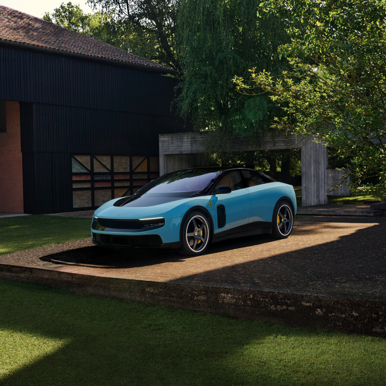 Ferrari Luce: Diseño y Controversia