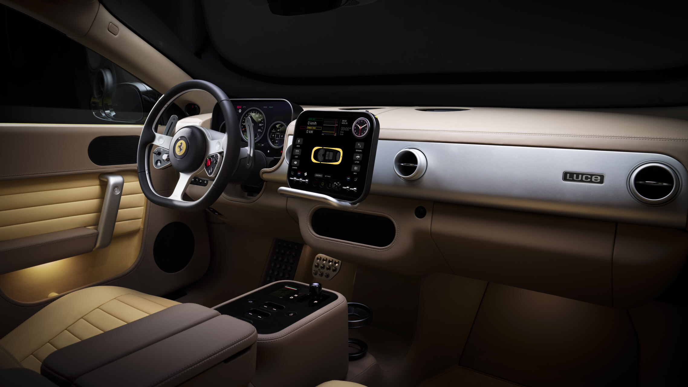 Interior del Ferrari Luce