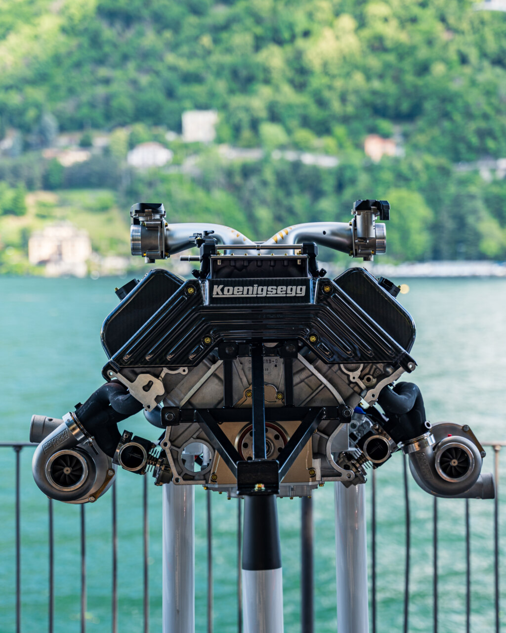 Motor V8 biturbo Koenigsegg del Kimera K39 en Lago di Como (Autor: Iosu de los Mozos @moncars__)