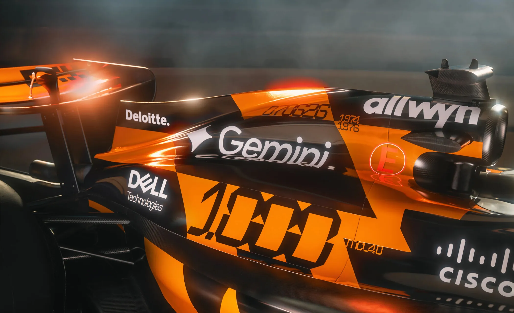 Livery del McLaren MCL40 conmemorando 60 años en Fórmula 1