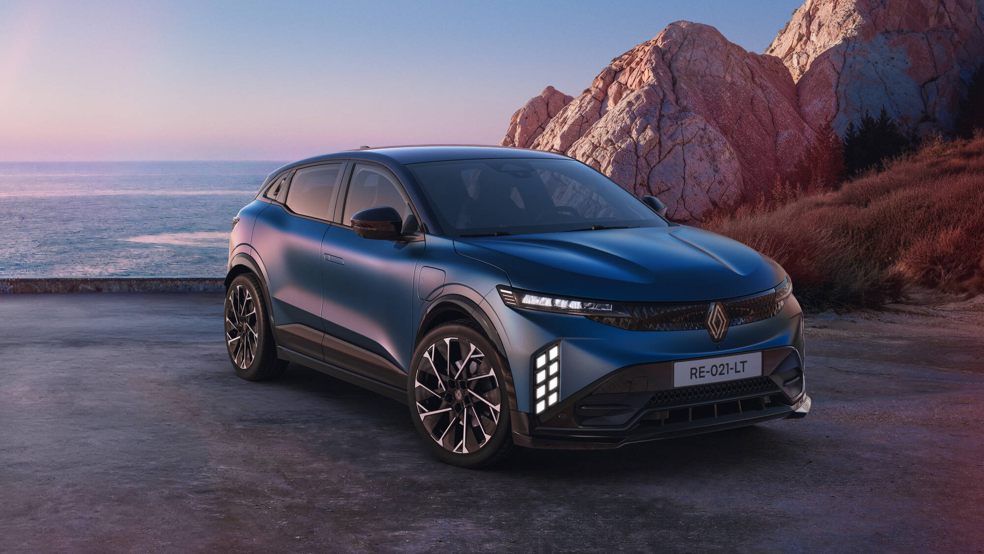 Nuevo Renault Mégane E-Tech estrena cara para no envejecer